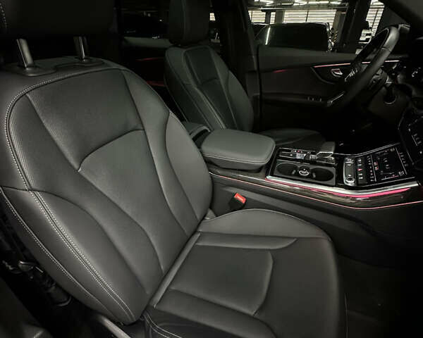 Чорний Ауді Q8, об'ємом двигуна 3 л та пробігом 35 тис. км за 65000 $, фото 19 на Automoto.ua