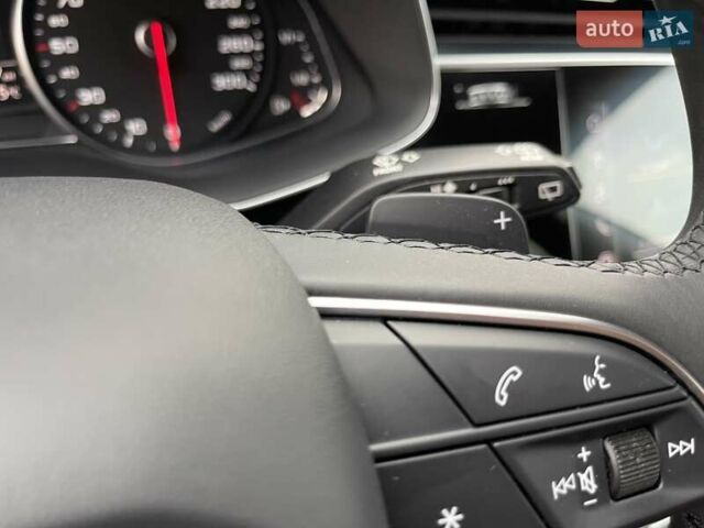Ауди Q8 2020 в Киеве на Automoto.ua Черный Ауди Q8, объемом двигателя 2.97 л и пробегом 124 тыс. км за 54700 $, фото 33 на Automoto.ua