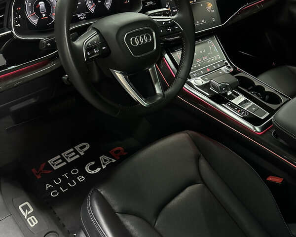 Чорний Ауді Q8, об'ємом двигуна 3 л та пробігом 35 тис. км за 65000 $, фото 11 на Automoto.ua