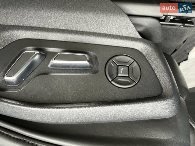 Черный Ауди Q8, объемом двигателя 3 л и пробегом 75 тыс. км за 57000 $, фото 8 на Automoto.ua