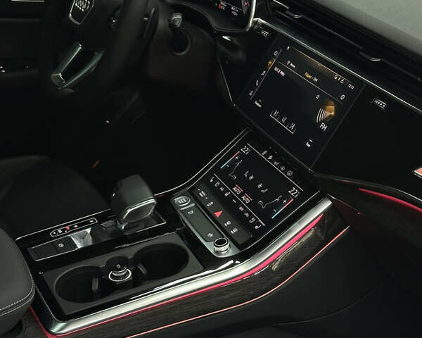 Чорний Ауді Q8, об'ємом двигуна 3 л та пробігом 35 тис. км за 65000 $, фото 18 на Automoto.ua