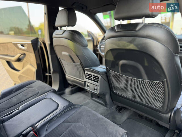 Черный Ауди Q8, объемом двигателя 3 л и пробегом 140 тыс. км за 63000 $, фото 53 на Automoto.ua