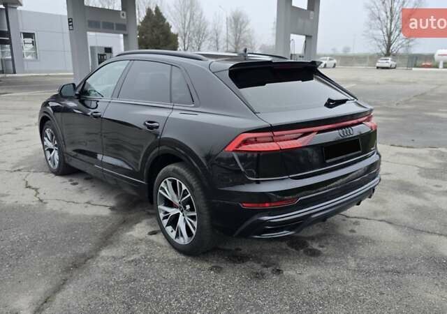 Черный Ауди Q8, объемом двигателя 2.97 л и пробегом 141 тыс. км за 67900 $, фото 4 на Automoto.ua