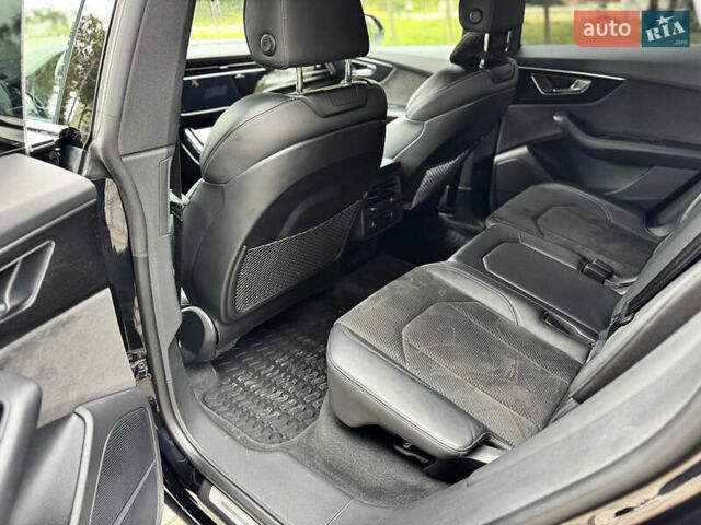 Чорний Ауді Q8, об'ємом двигуна 2.97 л та пробігом 172 тис. км за 55500 $, фото 17 на Automoto.ua