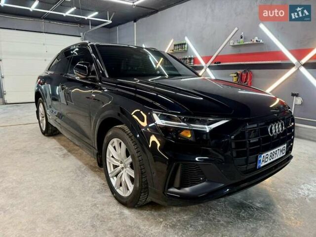 Чорний Ауді Q8, об'ємом двигуна 3 л та пробігом 56 тис. км за 68000 $, фото 1 на Automoto.ua