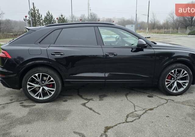 Черный Ауди Q8, объемом двигателя 2.97 л и пробегом 141 тыс. км за 67900 $, фото 3 на Automoto.ua