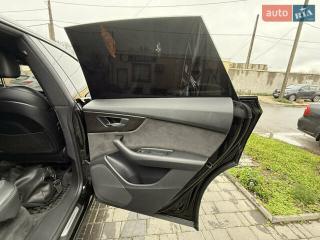 Черный Ауди Q8, объемом двигателя 3 л и пробегом 132 тыс. км за 56500 $, фото 51 на Automoto.ua
