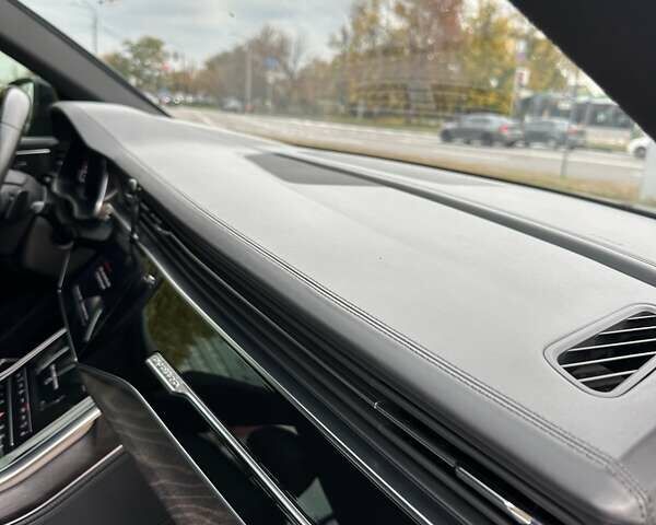 Чорний Ауді Q8, об'ємом двигуна 2.97 л та пробігом 150 тис. км за 68500 $, фото 30 на Automoto.ua