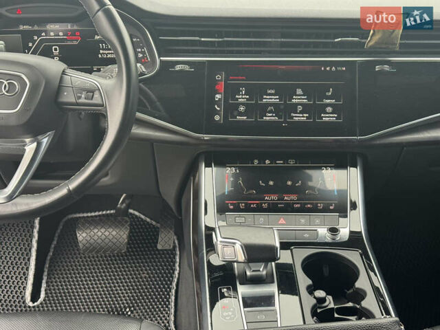 Чорний Ауді Q8, об'ємом двигуна 3 л та пробігом 36 тис. км за 55800 $, фото 20 на Automoto.ua