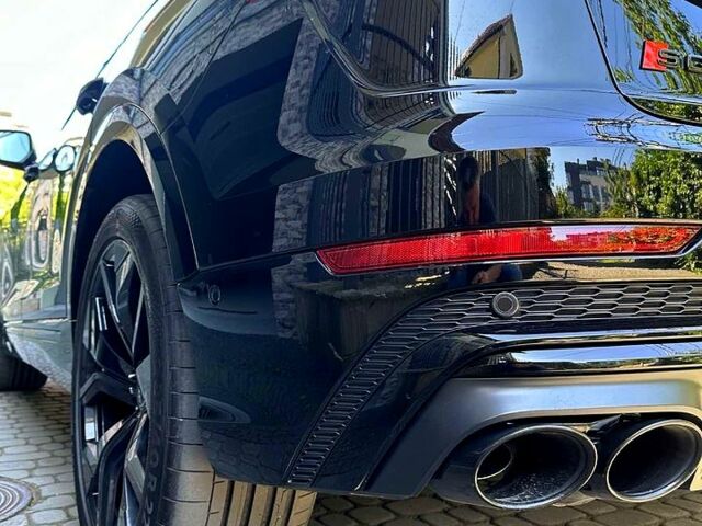 Черный Ауди Q8, объемом двигателя 4 л и пробегом 103 тыс. км за 78399 $, фото 4 на Automoto.ua