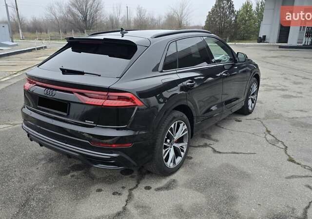 Черный Ауди Q8, объемом двигателя 2.97 л и пробегом 141 тыс. км за 67900 $, фото 5 на Automoto.ua