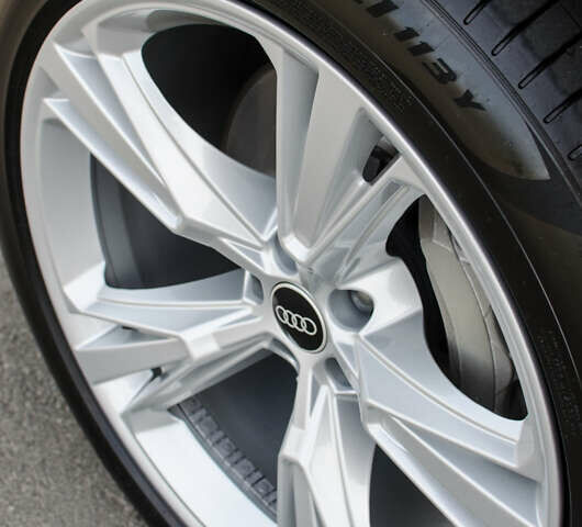 Чорний Ауді Q8, об'ємом двигуна 3 л та пробігом 45 тис. км за 62800 $, фото 74 на Automoto.ua