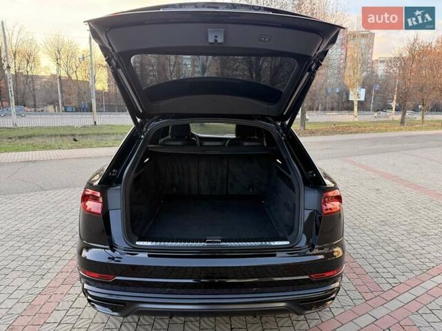 Черный Ауди Q8, объемом двигателя 2.97 л и пробегом 161 тыс. км за 58300 $, фото 24 на Automoto.ua