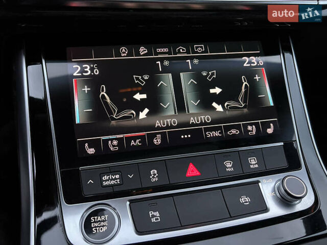 Черный Ауди Q8, объемом двигателя 3 л и пробегом 35 тыс. км за 58499 $, фото 29 на Automoto.ua