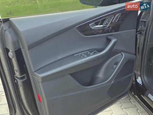 Чорний Ауді Q8, об'ємом двигуна 3 л та пробігом 148 тис. км за 54999 $, фото 57 на Automoto.ua