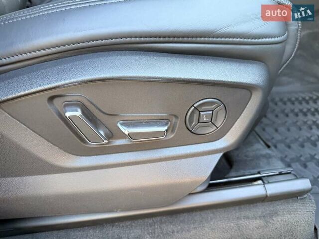 Черный Ауди Q8, объемом двигателя 2.97 л и пробегом 161 тыс. км за 58300 $, фото 31 на Automoto.ua