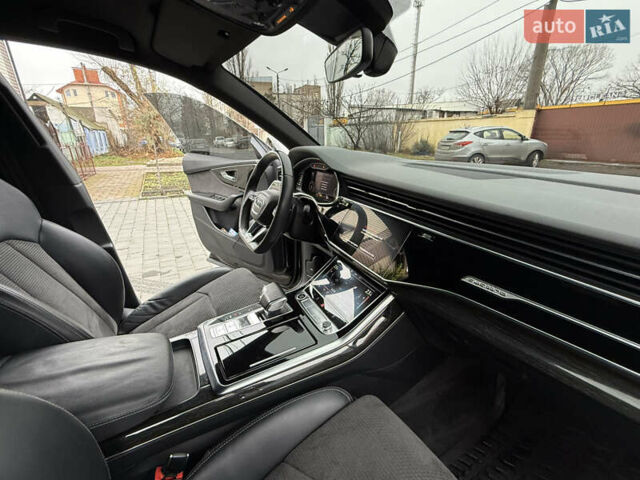 Черный Ауди Q8, объемом двигателя 3 л и пробегом 132 тыс. км за 56500 $, фото 49 на Automoto.ua
