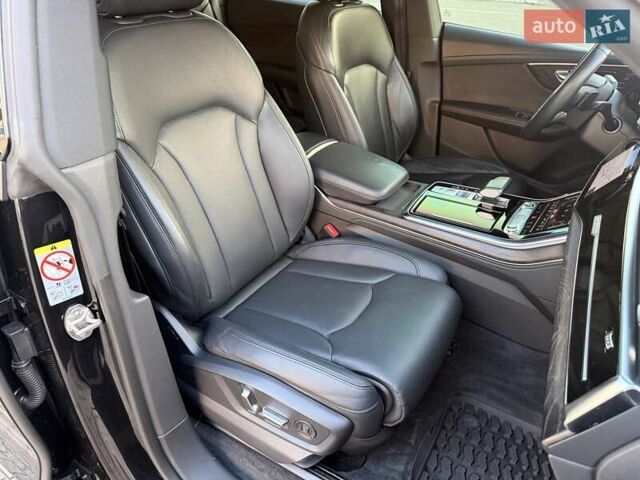 Черный Ауди Q8, объемом двигателя 2.97 л и пробегом 161 тыс. км за 58300 $, фото 30 на Automoto.ua