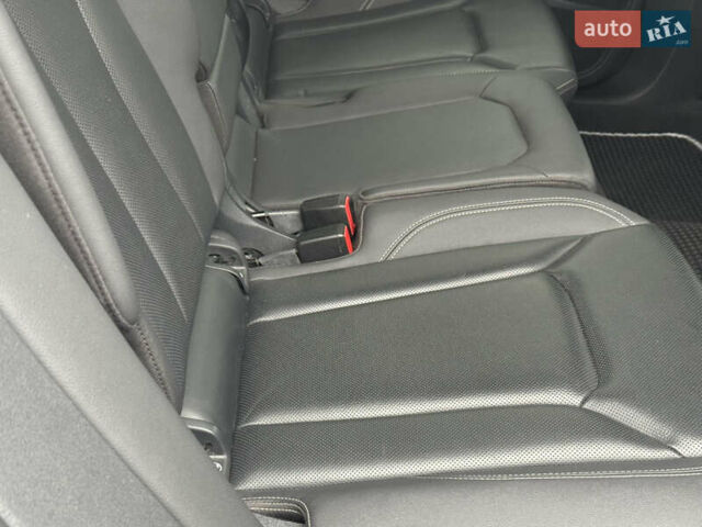 Чорний Ауді Q8, об'ємом двигуна 3 л та пробігом 36 тис. км за 55800 $, фото 27 на Automoto.ua