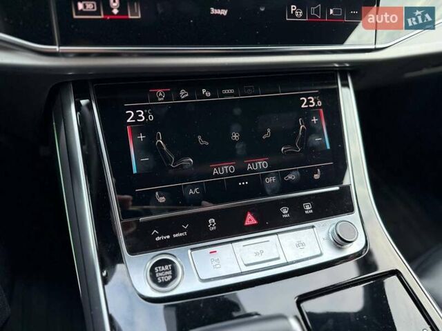 Чорний Ауді Q8, об'ємом двигуна 2.97 л та пробігом 60 тис. км за 70990 $, фото 24 на Automoto.ua