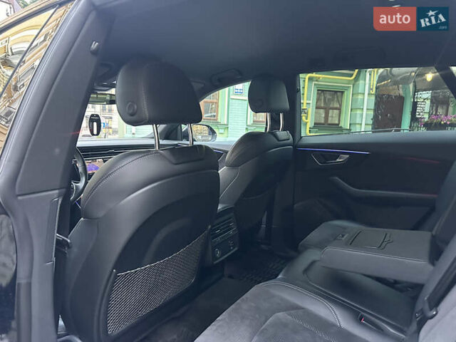Черный Ауди Q8, объемом двигателя 2.97 л и пробегом 125 тыс. км за 69900 $, фото 25 на Automoto.ua