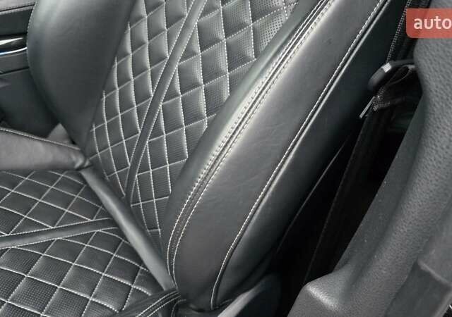 Черный Ауди Q8, объемом двигателя 2.97 л и пробегом 141 тыс. км за 67900 $, фото 16 на Automoto.ua