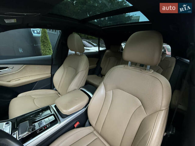 Черный Ауди Q8, объемом двигателя 2.97 л и пробегом 89 тыс. км за 65000 $, фото 55 на Automoto.ua