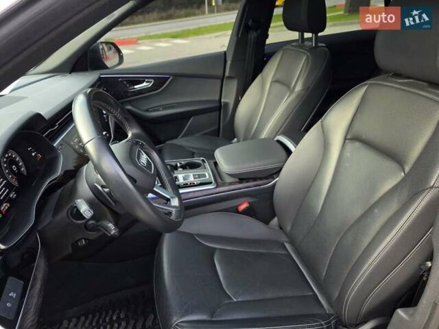 Чорний Ауді Q8, об'ємом двигуна 3 л та пробігом 148 тис. км за 54999 $, фото 47 на Automoto.ua