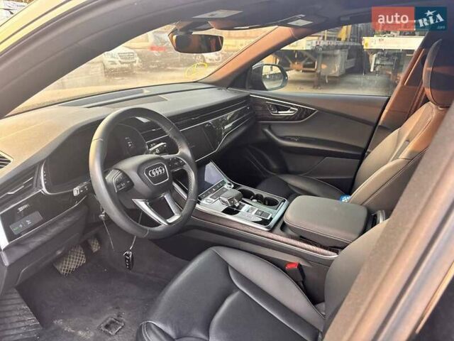 Чорний Ауді Q8, об'ємом двигуна 3 л та пробігом 56 тис. км за 68000 $, фото 10 на Automoto.ua