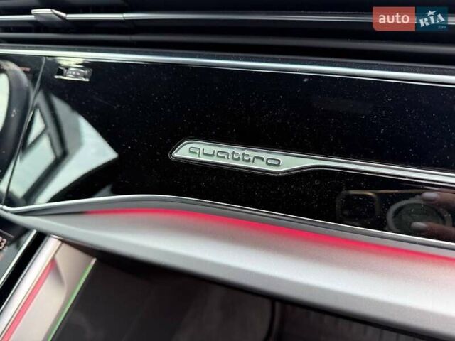 Чорний Ауді Q8, об'ємом двигуна 2.97 л та пробігом 60 тис. км за 70990 $, фото 15 на Automoto.ua