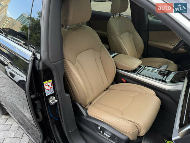 Ауді Q8 2021 у Києві на Automoto.ua Чорний Ауді Q8, об'ємом двигуна 2.97 л та пробігом 89 тис. км за 63990 $, фото 39 на Automoto.ua