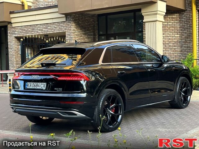Чорний Ауді Q8, об'ємом двигуна 3 л та пробігом 100 тис. км за 67900 $, фото 4 на Automoto.ua