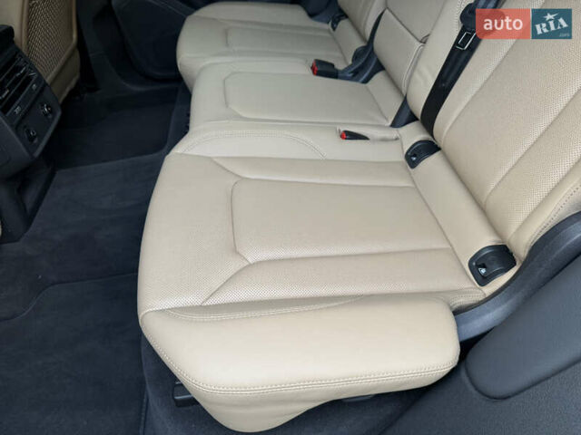 Ауді Q8 2021 у Києві на Automoto.ua Чорний Ауді Q8, об'ємом двигуна 2.97 л та пробігом 89 тис. км за 63990 $, фото 44 на Automoto.ua