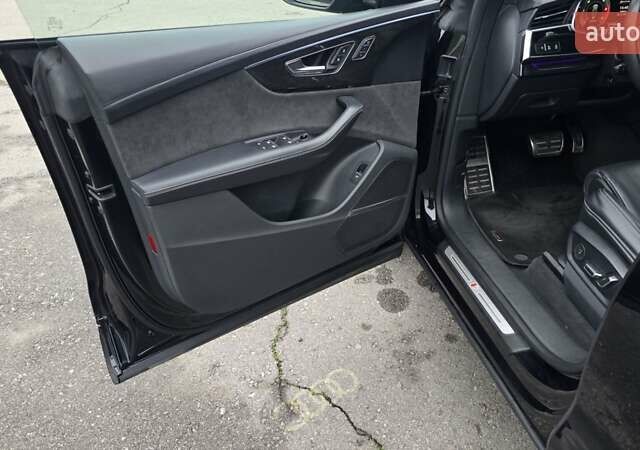 Черный Ауди Q8, объемом двигателя 2.97 л и пробегом 141 тыс. км за 67900 $, фото 29 на Automoto.ua