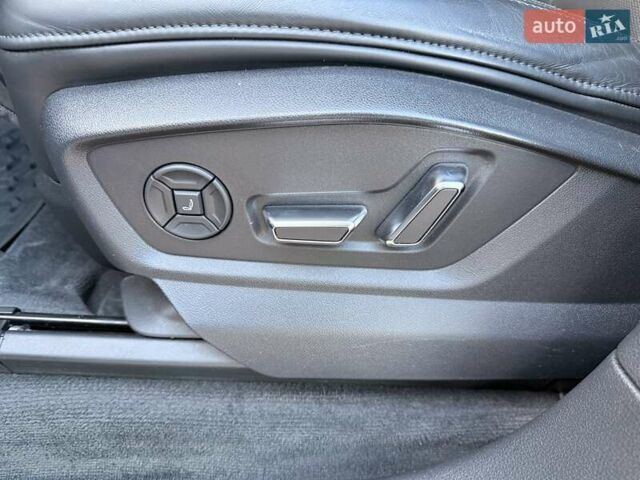 Черный Ауди Q8, объемом двигателя 2.97 л и пробегом 161 тыс. км за 58300 $, фото 19 на Automoto.ua