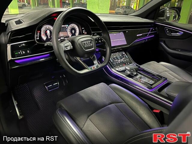 Чорний Ауді Q8, об'ємом двигуна 3 л та пробігом 100 тис. км за 67900 $, фото 9 на Automoto.ua