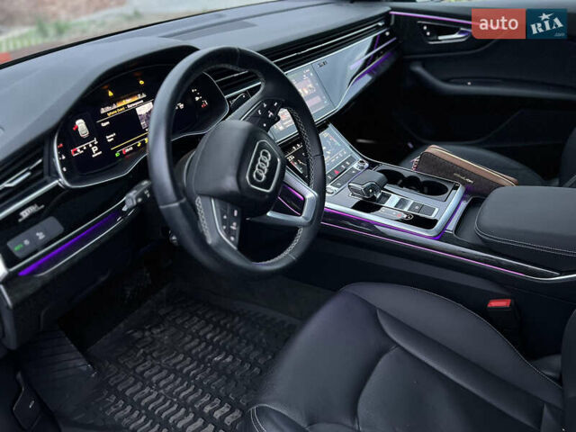 Черный Ауди Q8, объемом двигателя 3 л и пробегом 35 тыс. км за 58499 $, фото 22 на Automoto.ua