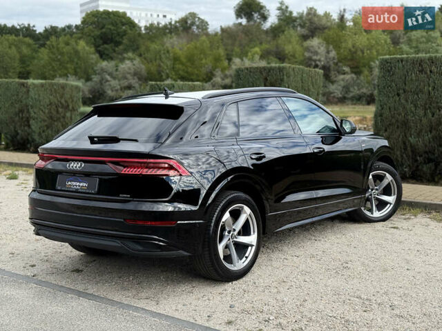 Черный Ауди Q8, объемом двигателя 2.97 л и пробегом 96 тыс. км за 65000 $, фото 6 на Automoto.ua