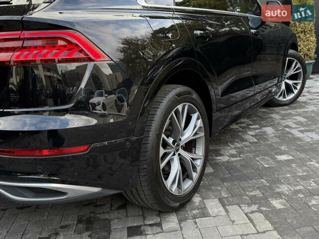 Ауді Q8 2021 у Києві на Automoto.ua Чорний Ауді Q8, об'ємом двигуна 2.97 л та пробігом 89 тис. км за 63990 $, фото 68 на Automoto.ua