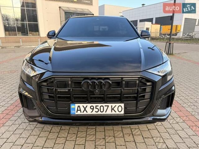 Черный Ауди Q8, объемом двигателя 2.97 л и пробегом 161 тыс. км за 58300 $, фото 1 на Automoto.ua