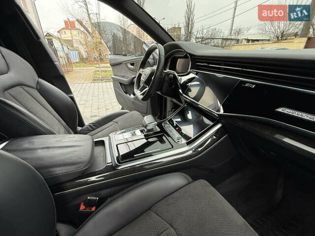 Черный Ауди Q8, объемом двигателя 3 л и пробегом 132 тыс. км за 56500 $, фото 44 на Automoto.ua