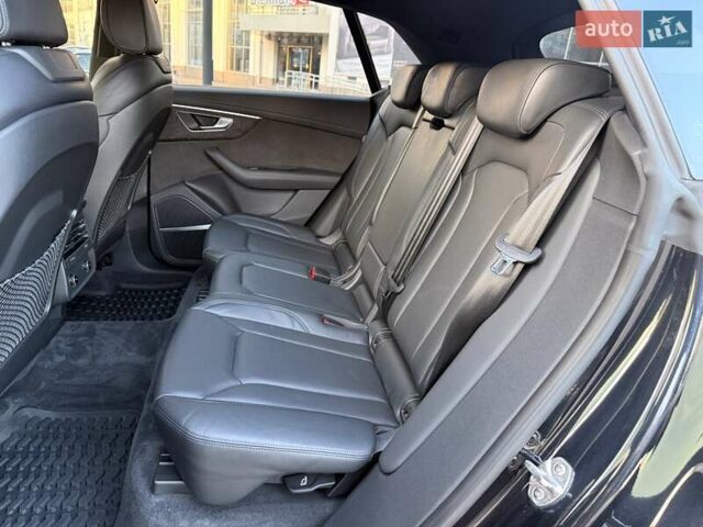 Черный Ауди Q8, объемом двигателя 2.97 л и пробегом 161 тыс. км за 58300 $, фото 21 на Automoto.ua