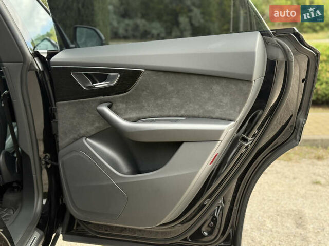 Черный Ауди Q8, объемом двигателя 2.97 л и пробегом 96 тыс. км за 65000 $, фото 35 на Automoto.ua