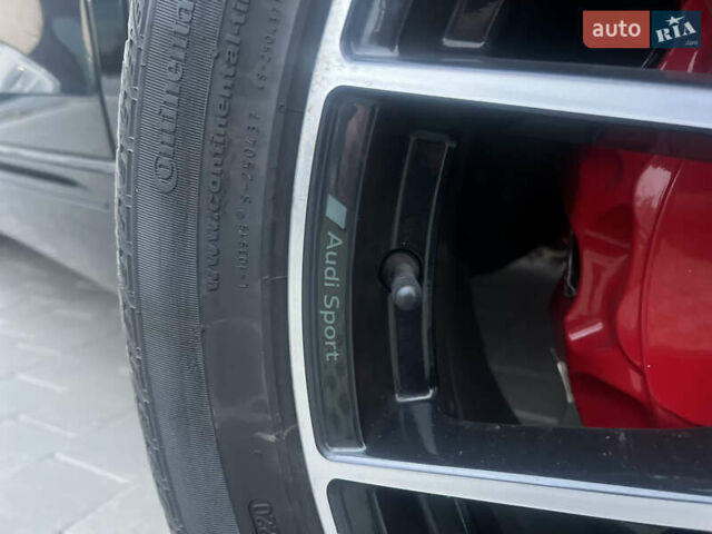 Черный Ауди Q8, объемом двигателя 3 л и пробегом 35 тыс. км за 58499 $, фото 13 на Automoto.ua