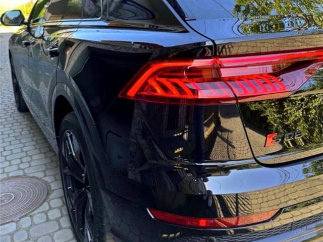 Черный Ауди Q8, объемом двигателя 4 л и пробегом 103 тыс. км за 78399 $, фото 5 на Automoto.ua