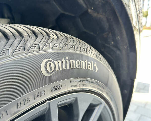 Черный Ауди Q8, объемом двигателя 3 л и пробегом 98 тыс. км за 57000 $, фото 16 на Automoto.ua