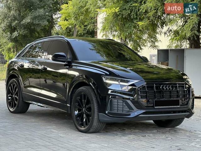 Черный Ауди Q8, объемом двигателя 2.97 л и пробегом 36 тыс. км за 64800 $, фото 3 на Automoto.ua