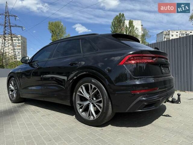 Черный Ауди Q8, объемом двигателя 2.97 л и пробегом 82 тыс. км за 71000 $, фото 19 на Automoto.ua
