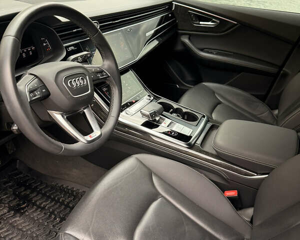 Ауди Q8 2022 в Ровно на Automoto.ua Черный Ауди Q8, объемом двигателя 3 л и пробегом 59 тыс. км за 59000 $, фото 19 на Automoto.ua
