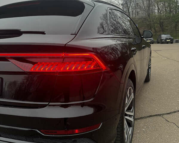 Чорний Ауді Q8, об'ємом двигуна 3 л та пробігом 75 тис. км за 73399 $, фото 10 на Automoto.ua